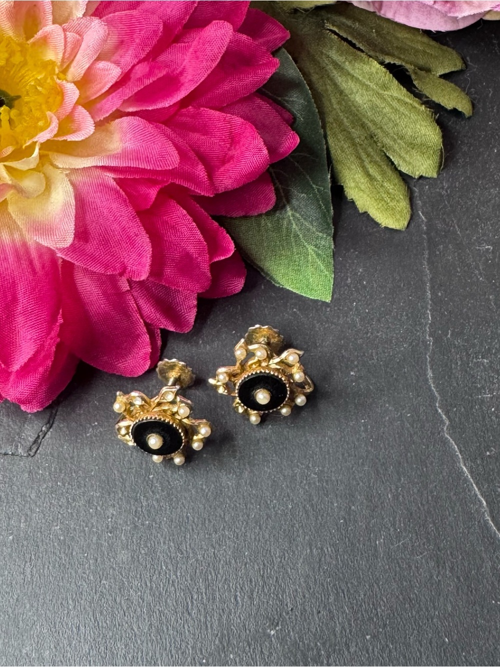 Vintage Gold and Black Pearl Accent Floral Screw on Earrings - Women's Jewelry